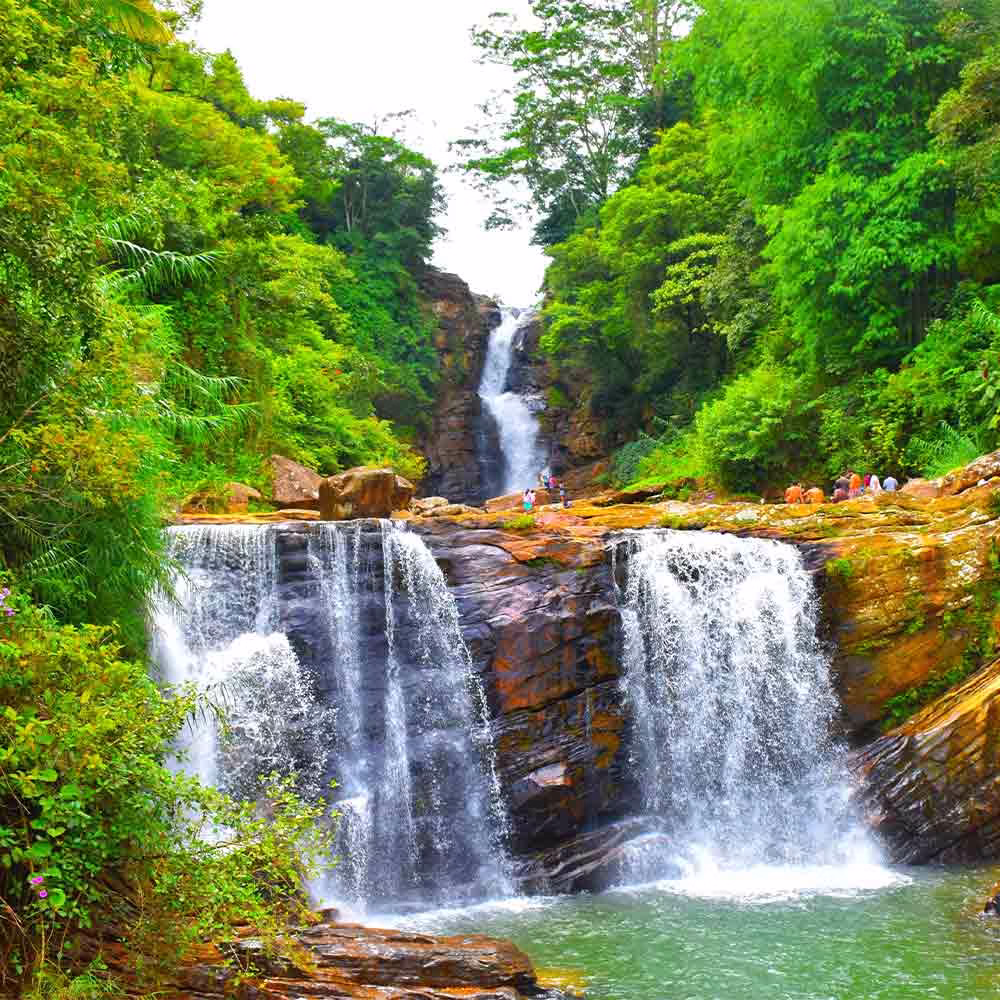 Stunning view of Kadiyanlena Waterfall (Kataboola Ella) near nawalapitiya